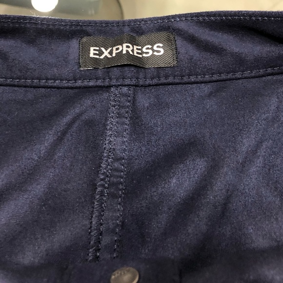 Express Button front A- line skirt size 4 - Picture 5 of 6